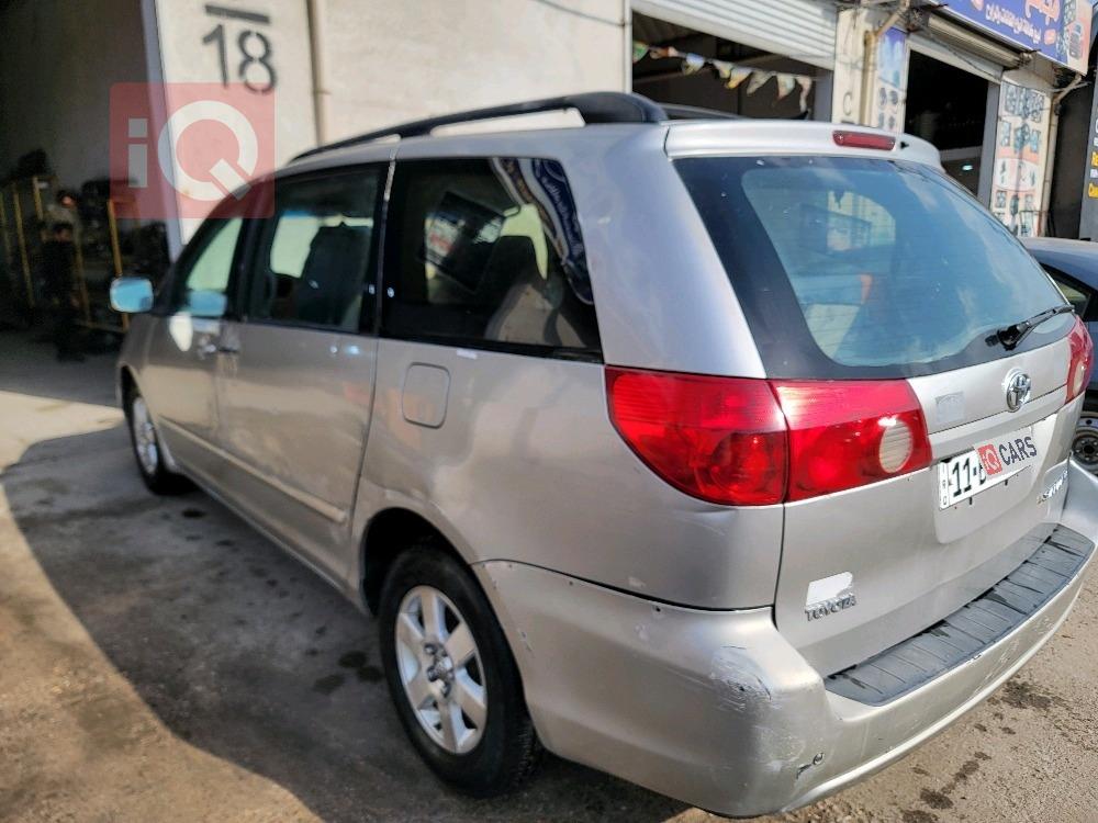 تويوتا سيينا